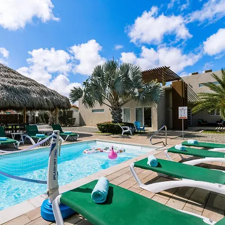 Koyari Modern Condos 9BR 7BA Sleeps 26 w/ Pool&Roof Deck